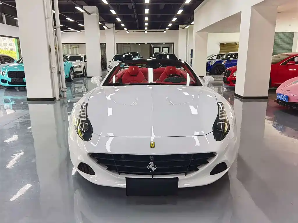 Ferrari California T 2015 3.9T