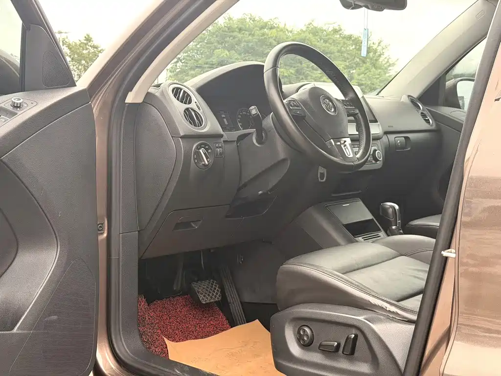 Volkswagen Tiguan 2.0TSI Comfort Edition, фото 7