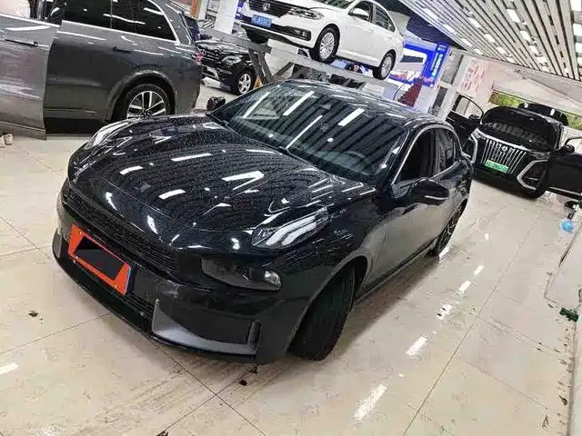 2022 Lynk & Co 03