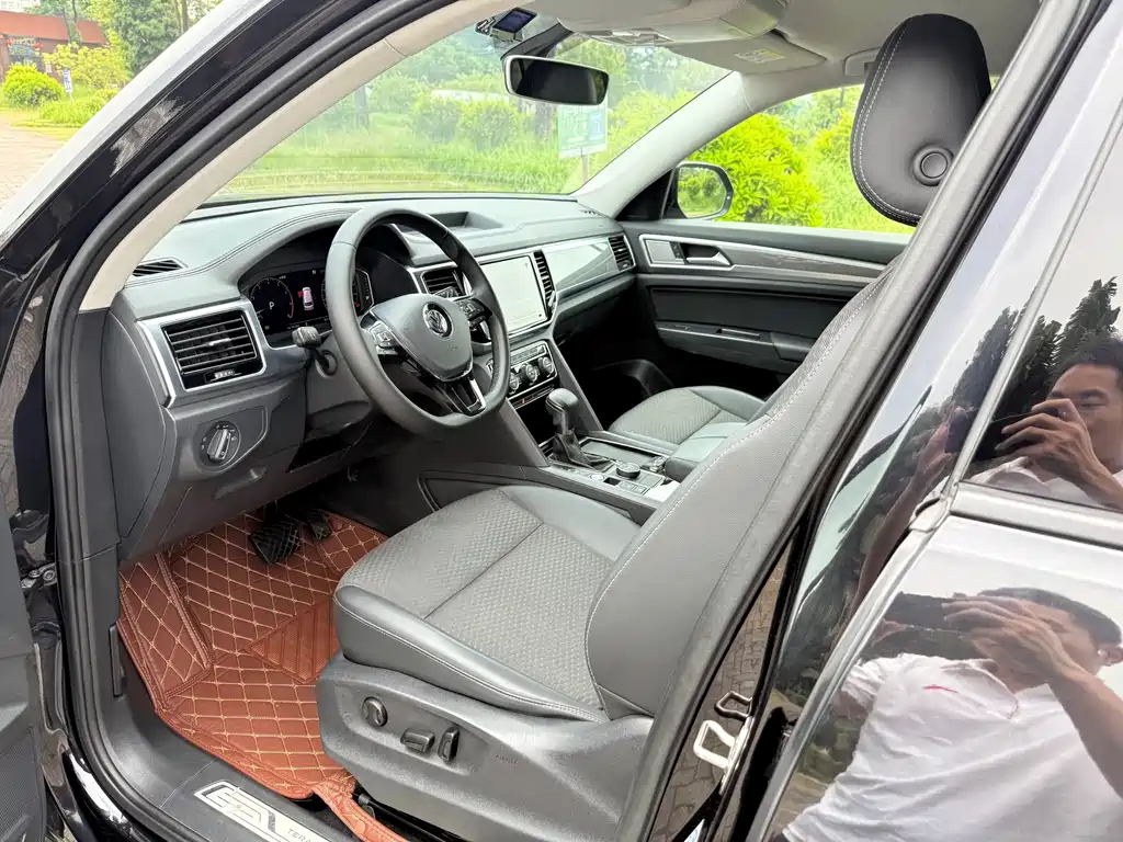 Volkswagen Teramont — миниатюра 12