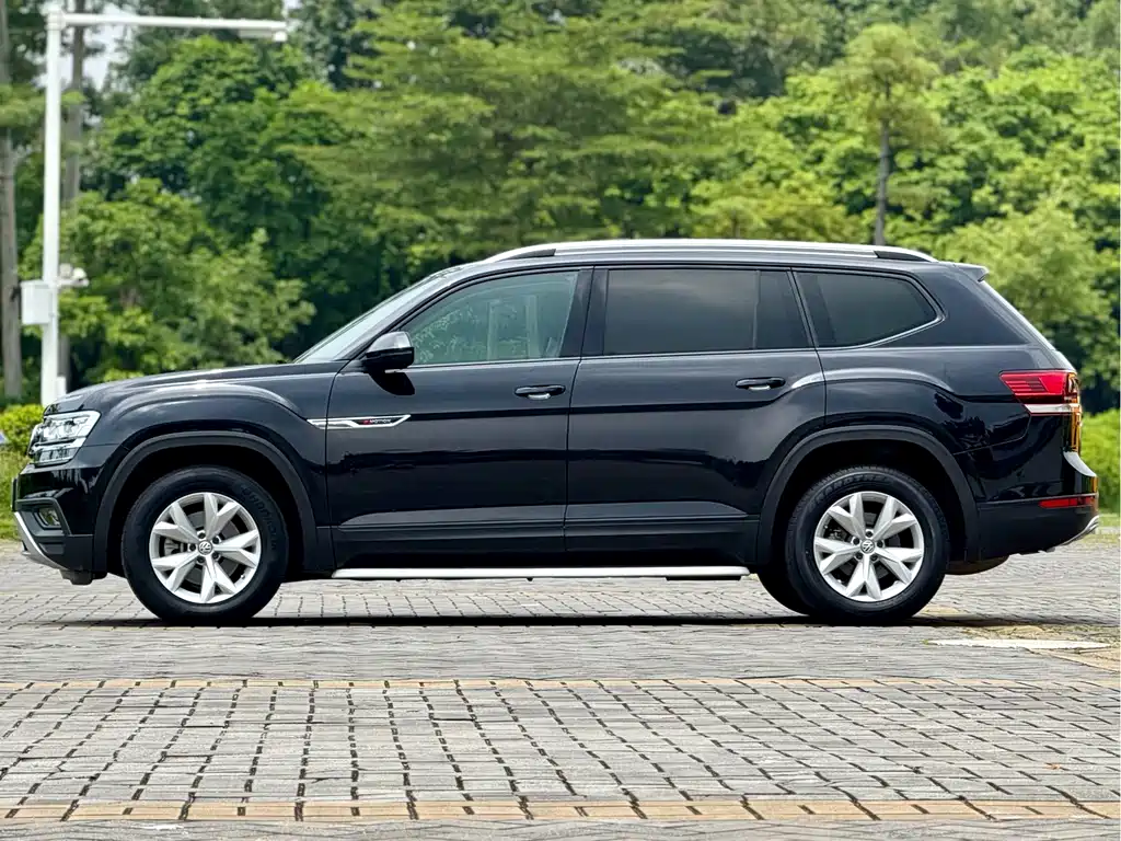 Volkswagen Teramont — миниатюра 4