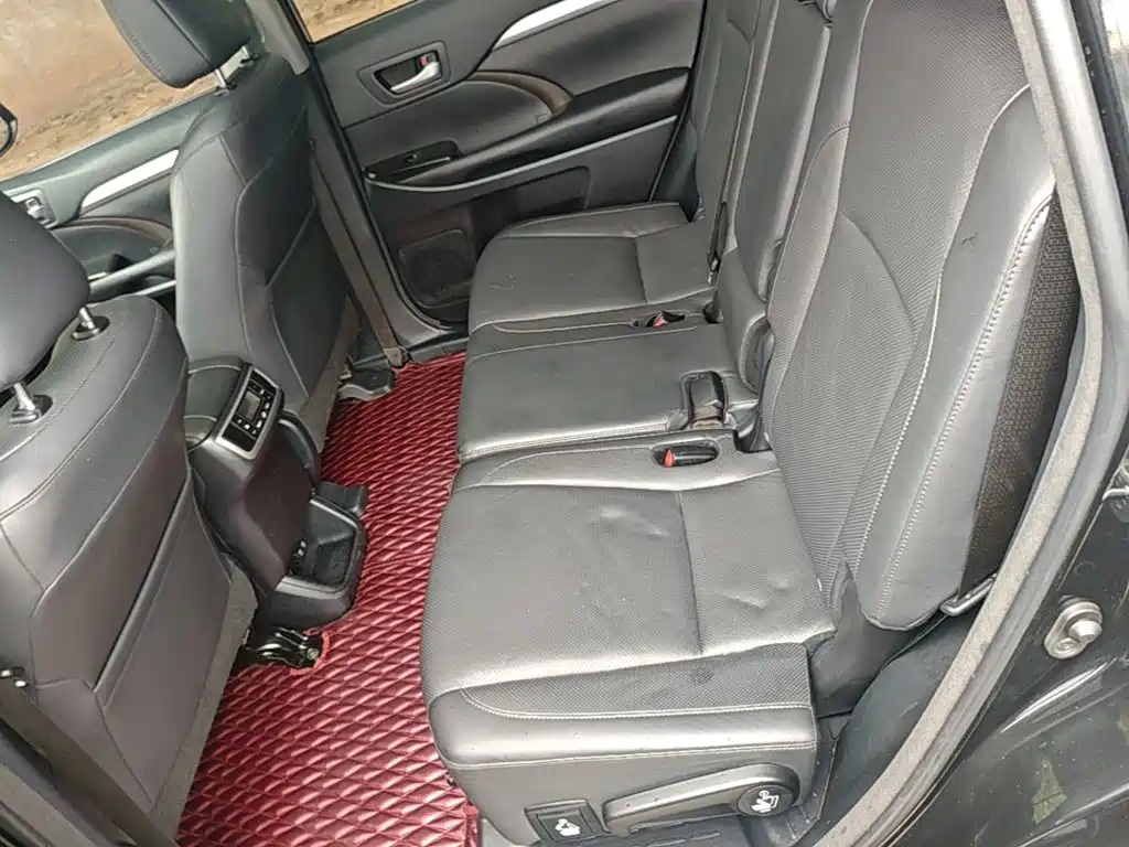Toyota Highlander — миниатюра 17