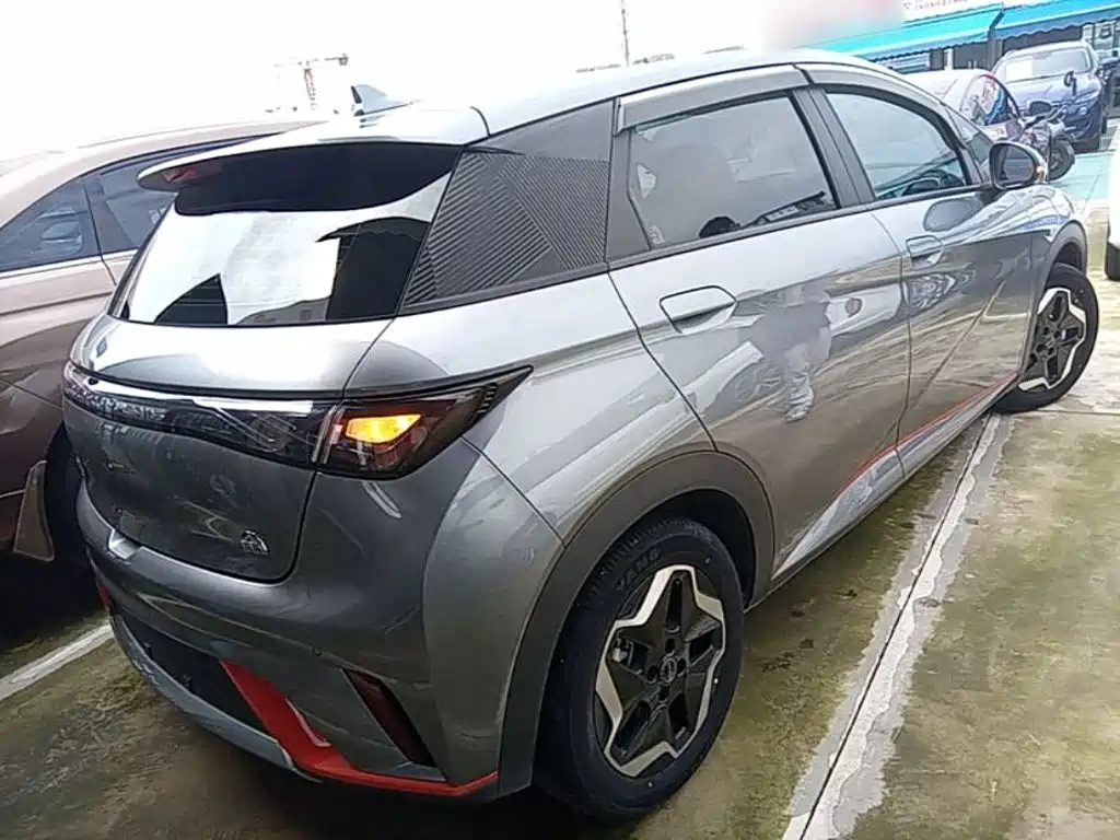 BYD Dolphin — миниатюра 7