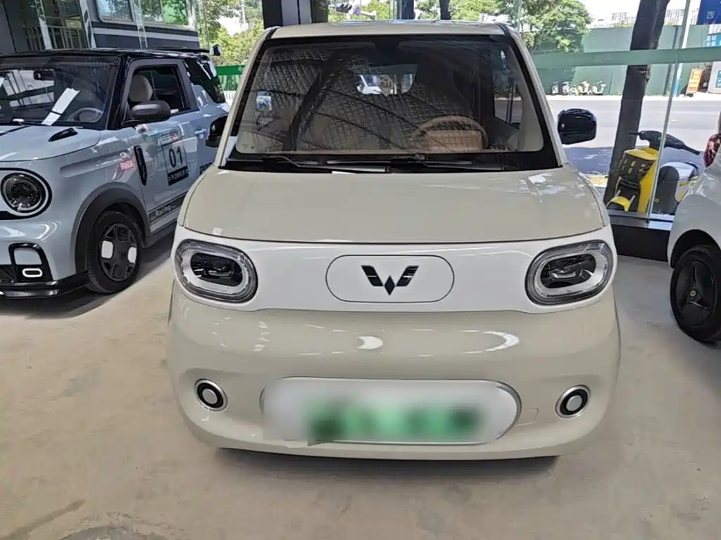 Wuling MINIEV — миниатюра 3