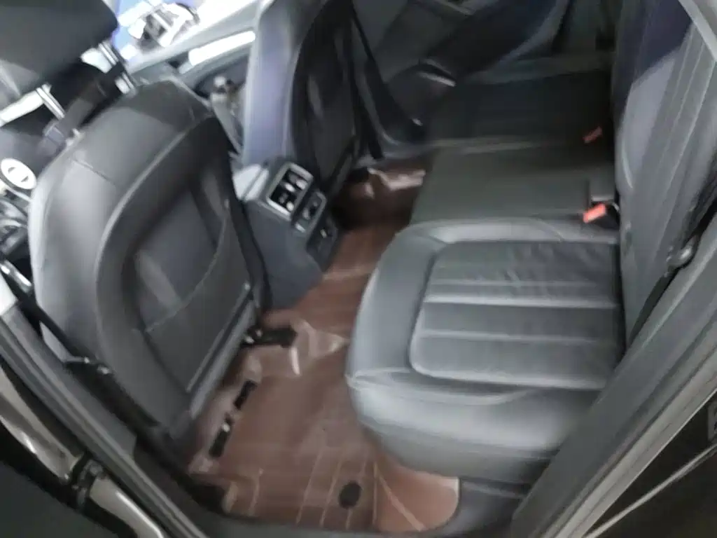 Audi Q5L — миниатюра 17