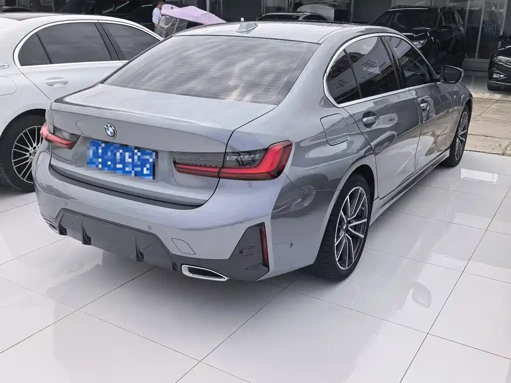 BMW 3 Series — миниатюра 12
