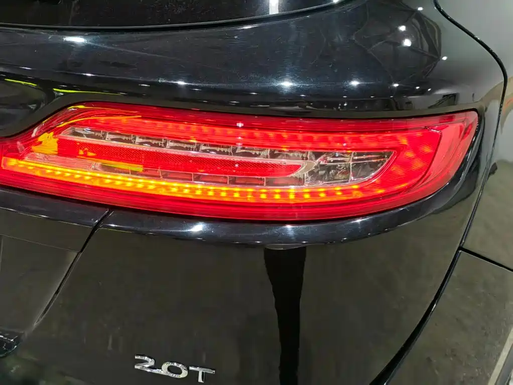 Lincoln MKC 2.0T 2WD Premium Edition, фото 8
