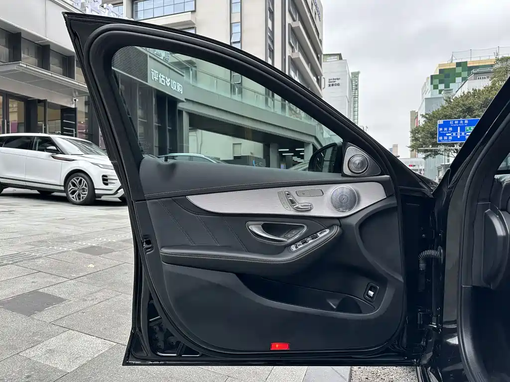 MERCEDES-BENZ C CLASS AMG