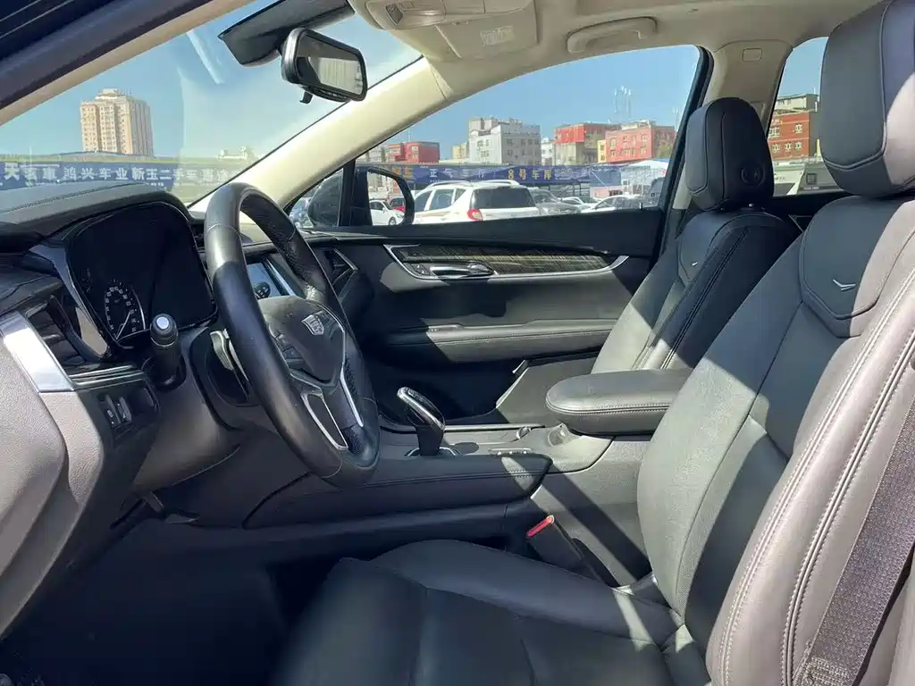 Cadillac XT5 2018 28T Luxury