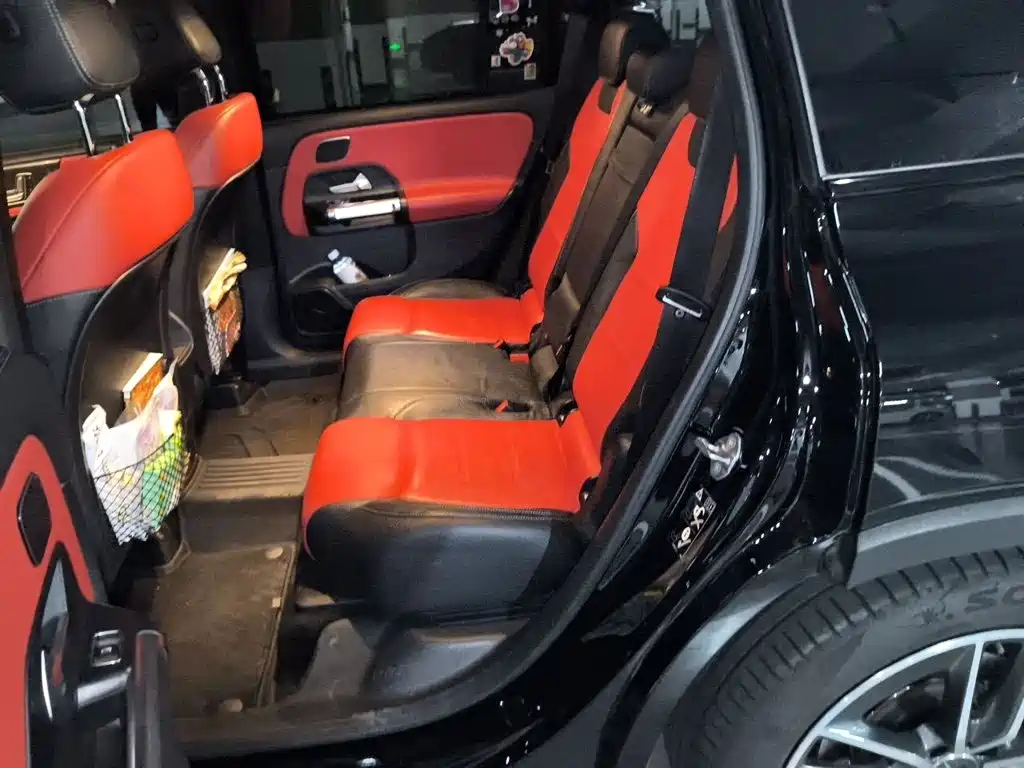 Mercedes-Benz GLB AMG — миниатюра 13