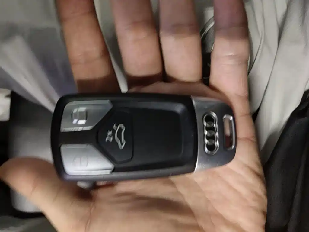 Audi Q5L — миниатюра 9