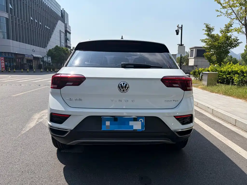 Volkswagen T-Roc — миниатюра 4