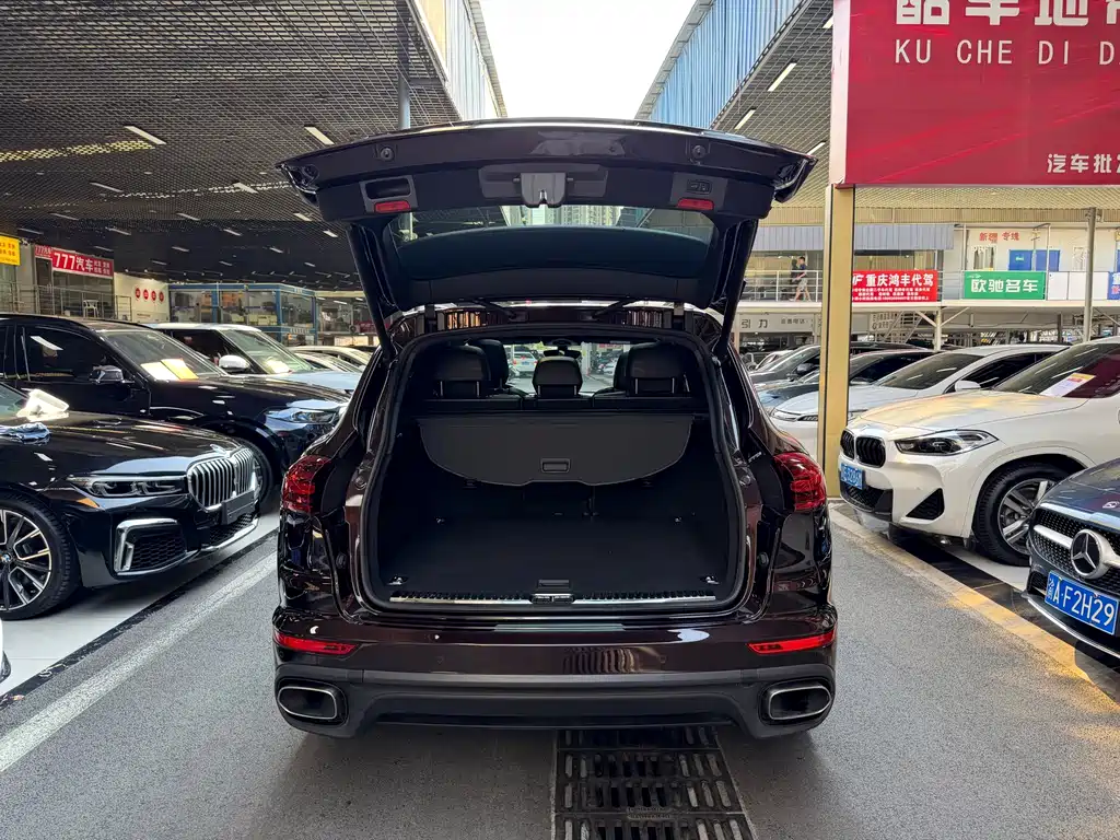 Porsche Cayenne — миниатюра 32