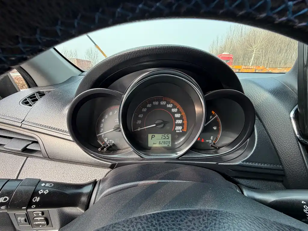 TOYOTA YARIS L ZHIXUAN