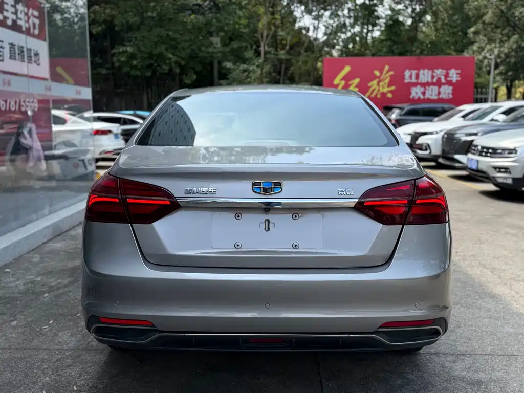 Geely Emgrand — миниатюра 5
