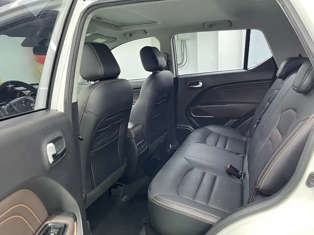 Aion Trumpchi GE3 — миниатюра 9