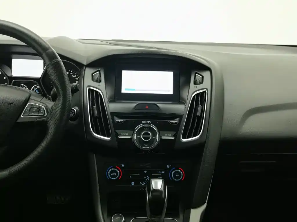 Ford Focus — миниатюра 12