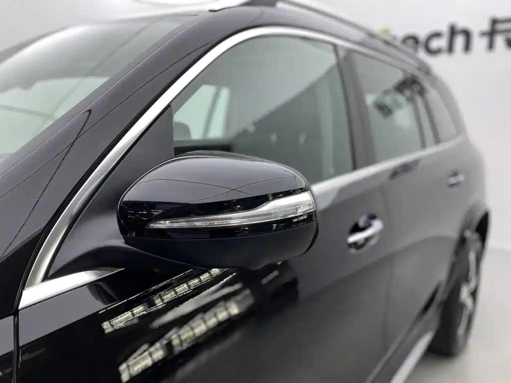 Mercedes-Benz GLS — миниатюра 12