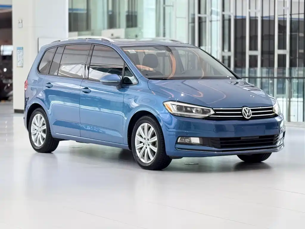 Volkswagen Touran Touran L 280TSI DSG Comfort Elegant Edition 7 seats, фото 3