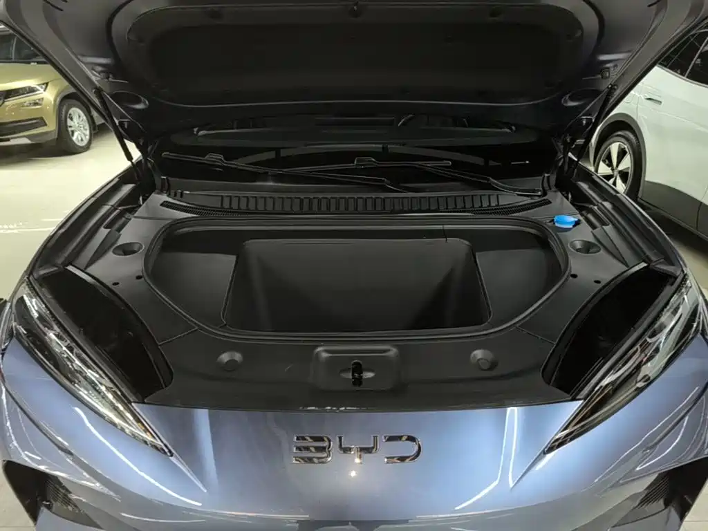 BYD Sealion 07 EV — миниатюра 20