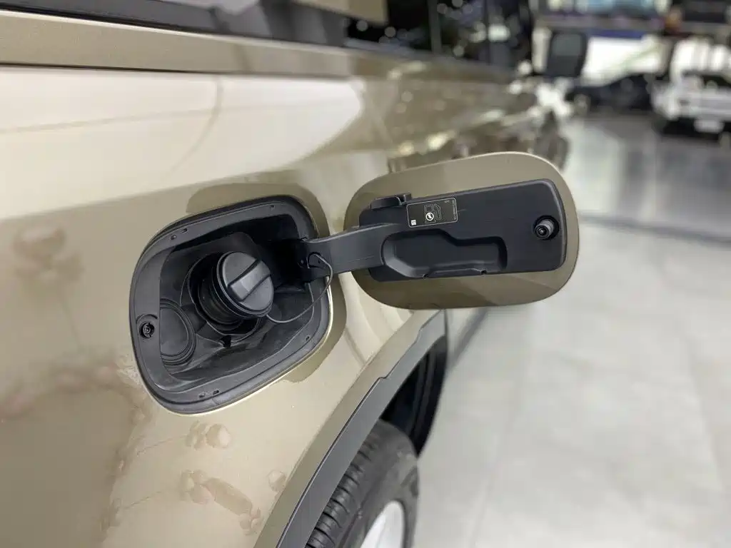 Land Rover Defender — миниатюра 10