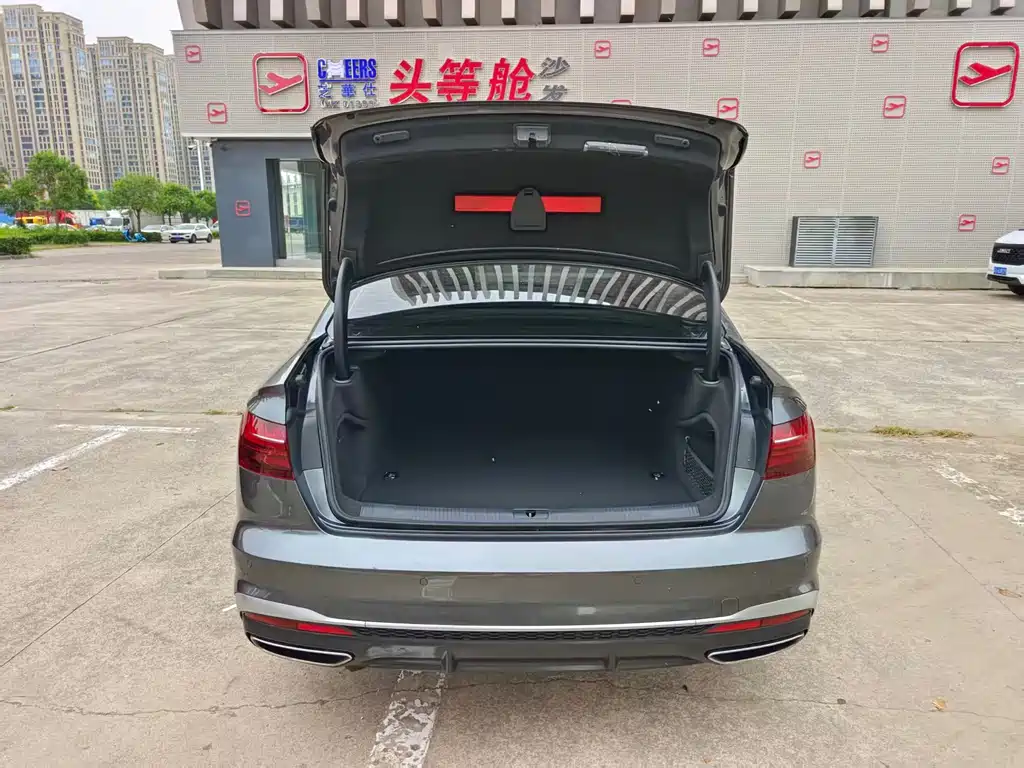 Audi A4L — миниатюра 14