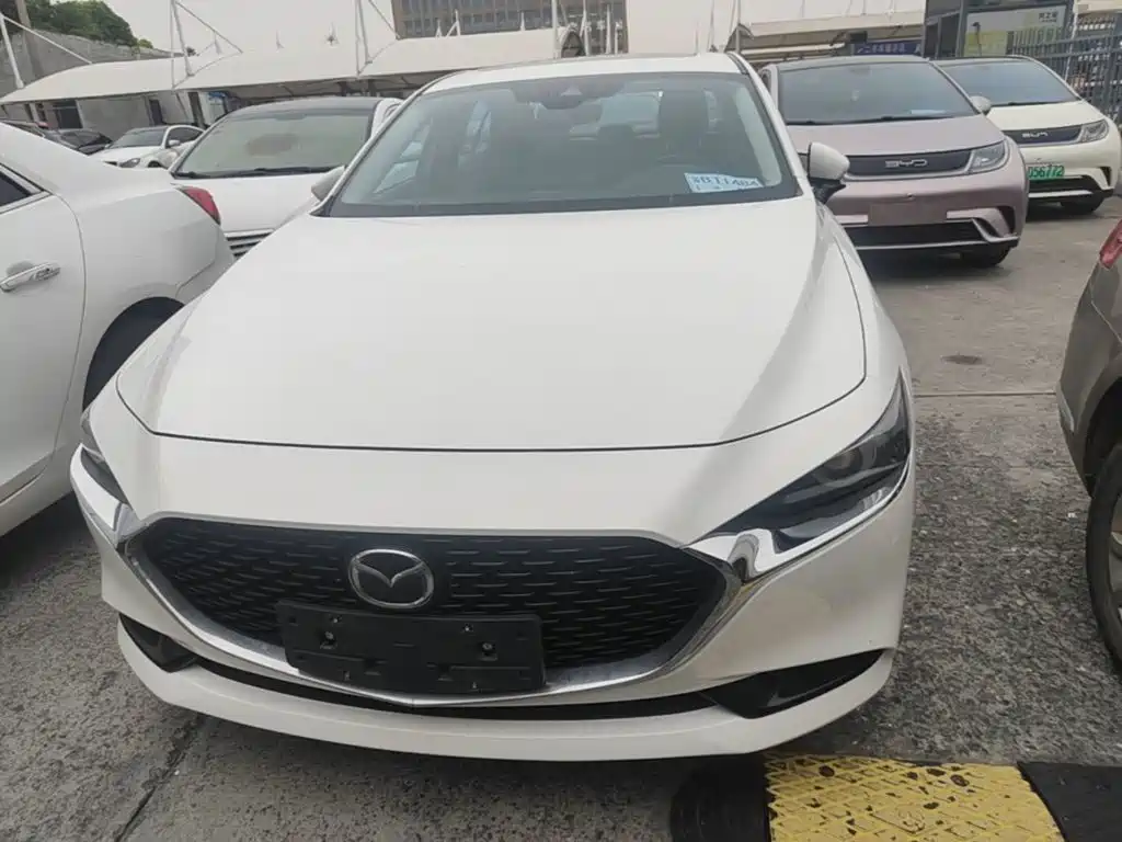 Mazda 3 Axela — миниатюра 3