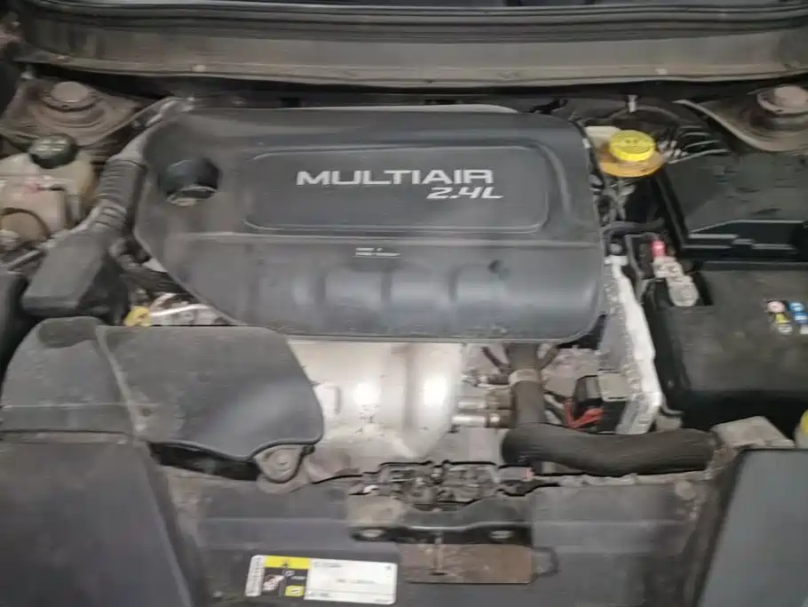 Jeep Cherokee (Import) — миниатюра 10