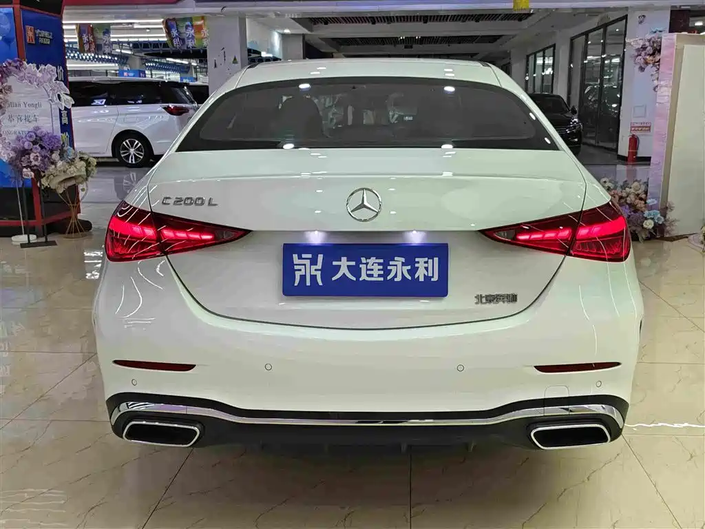 Mercedes-Benz C-Class — миниатюра 7