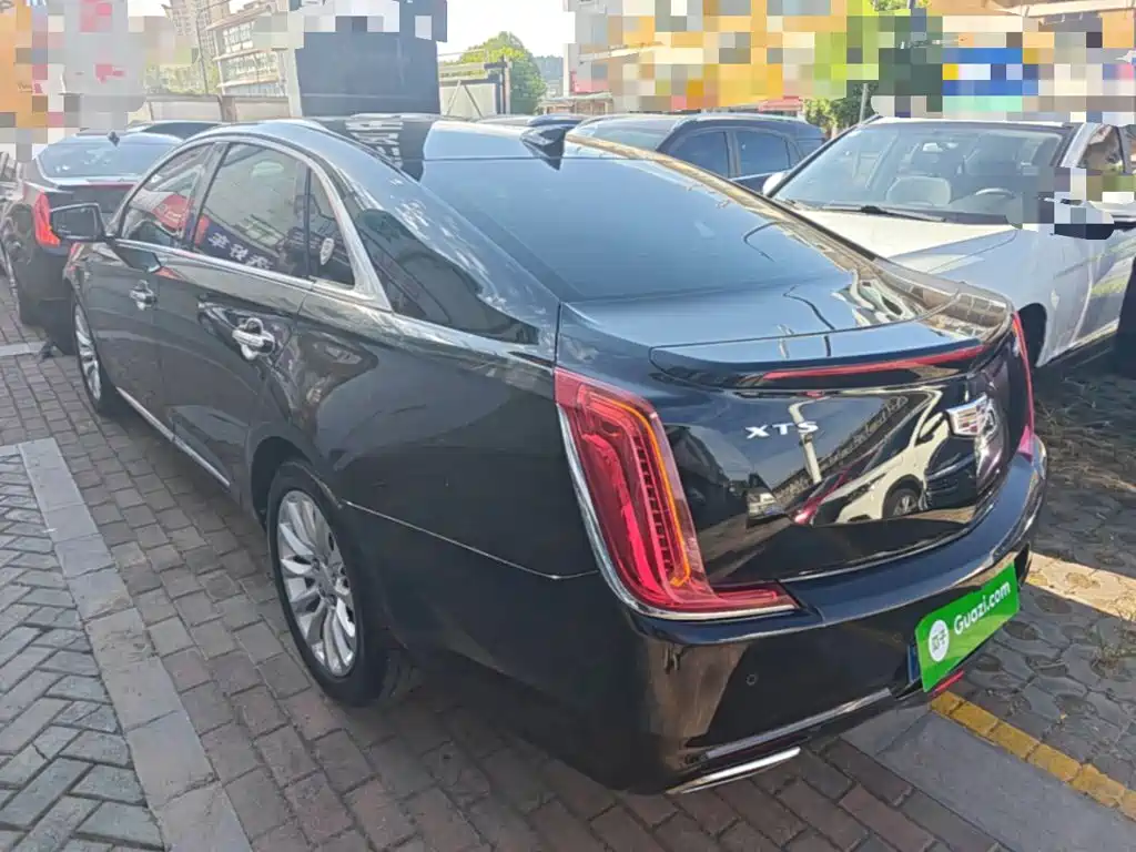 Cadillac XTS — миниатюра 5