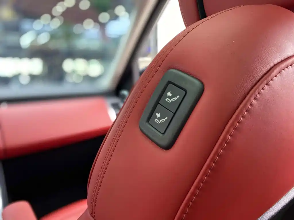 Land Rover Sport — миниатюра 30
