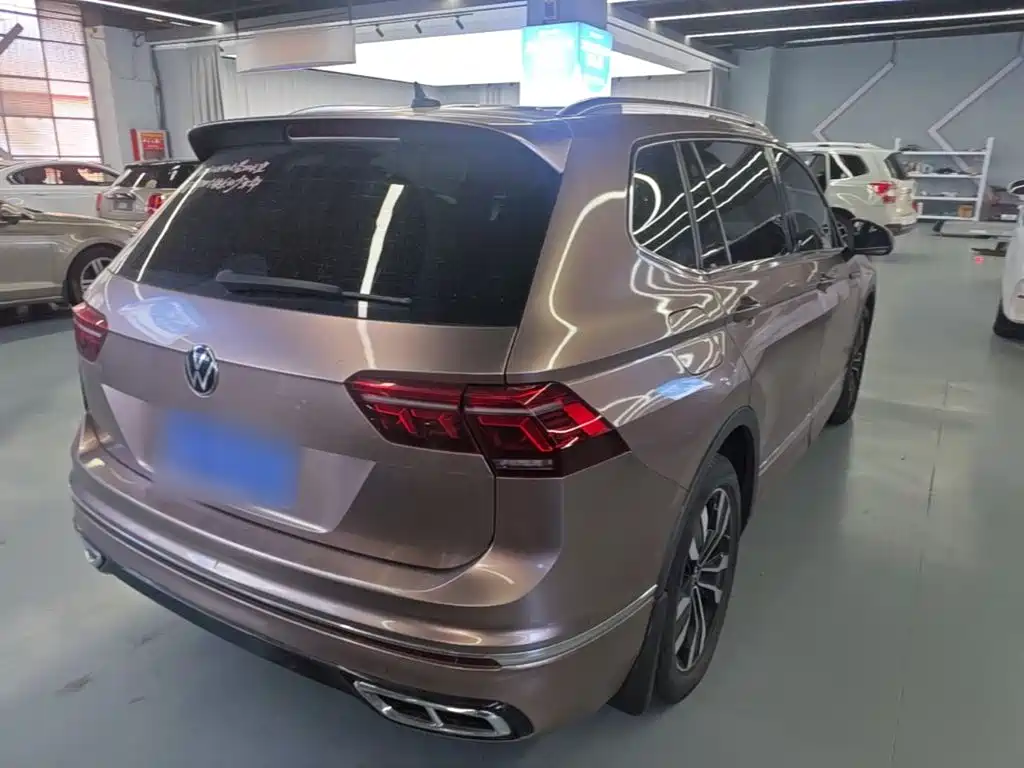 Volkswagen Tiguan L — миниатюра 5