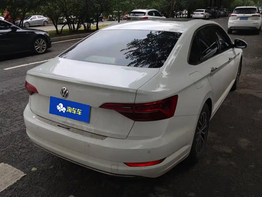 Volkswagen Sagitar — миниатюра 3