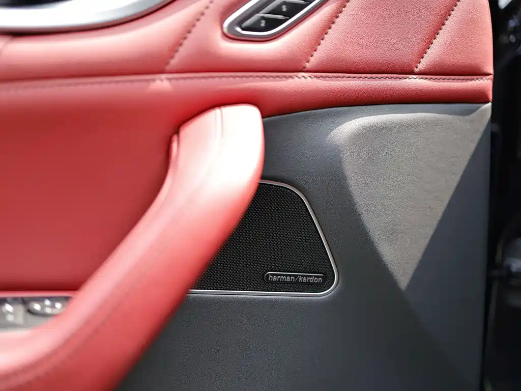 Maserati Levante — миниатюра 16