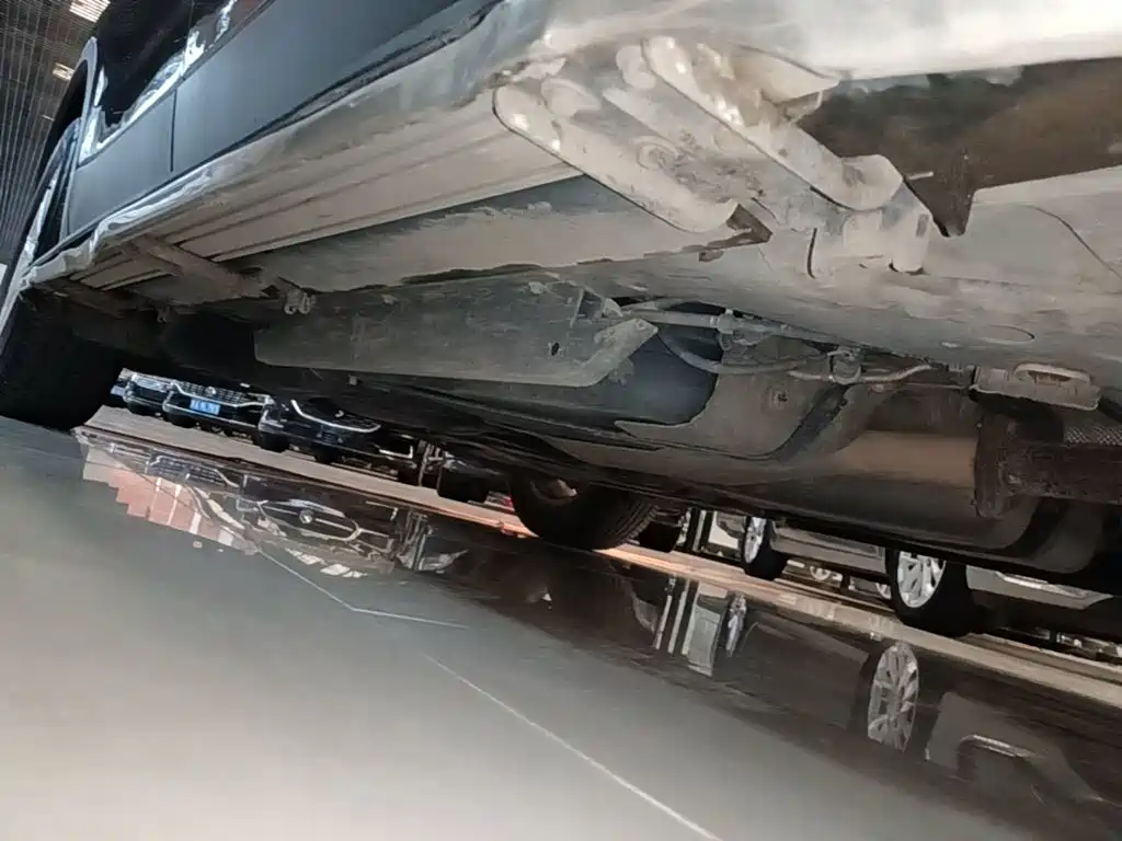 Buick Envision Plus — миниатюра 21