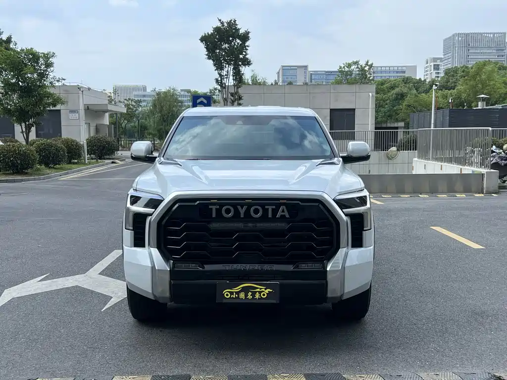 Toyota Tundra 2023 3.5T AT