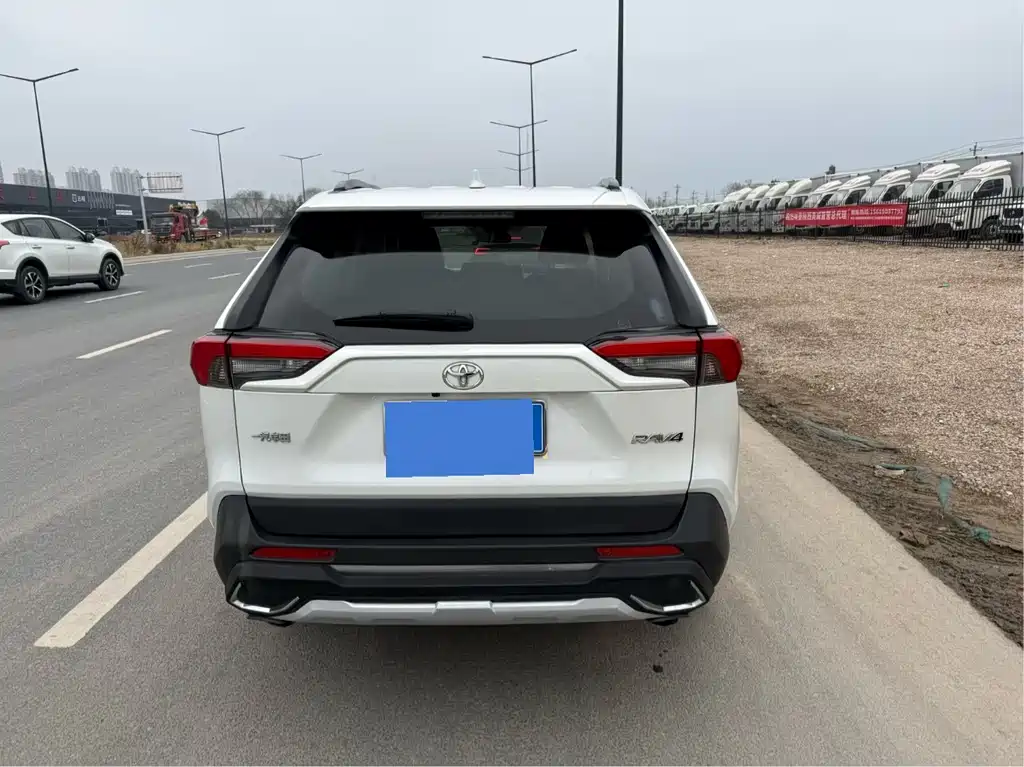 TOYOTA RAV4 RONGFANG