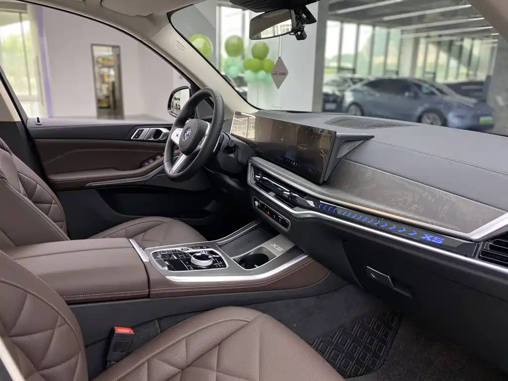 BMW X5 — миниатюра 20