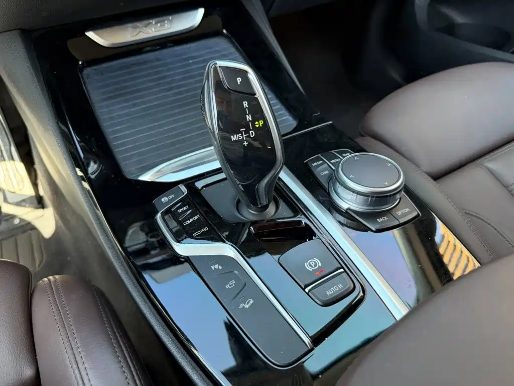 BMW X3 — миниатюра 9