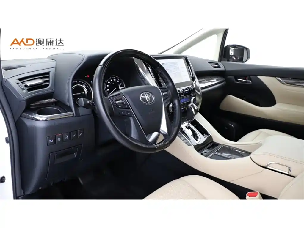 Toyota Alphard — миниатюра 6