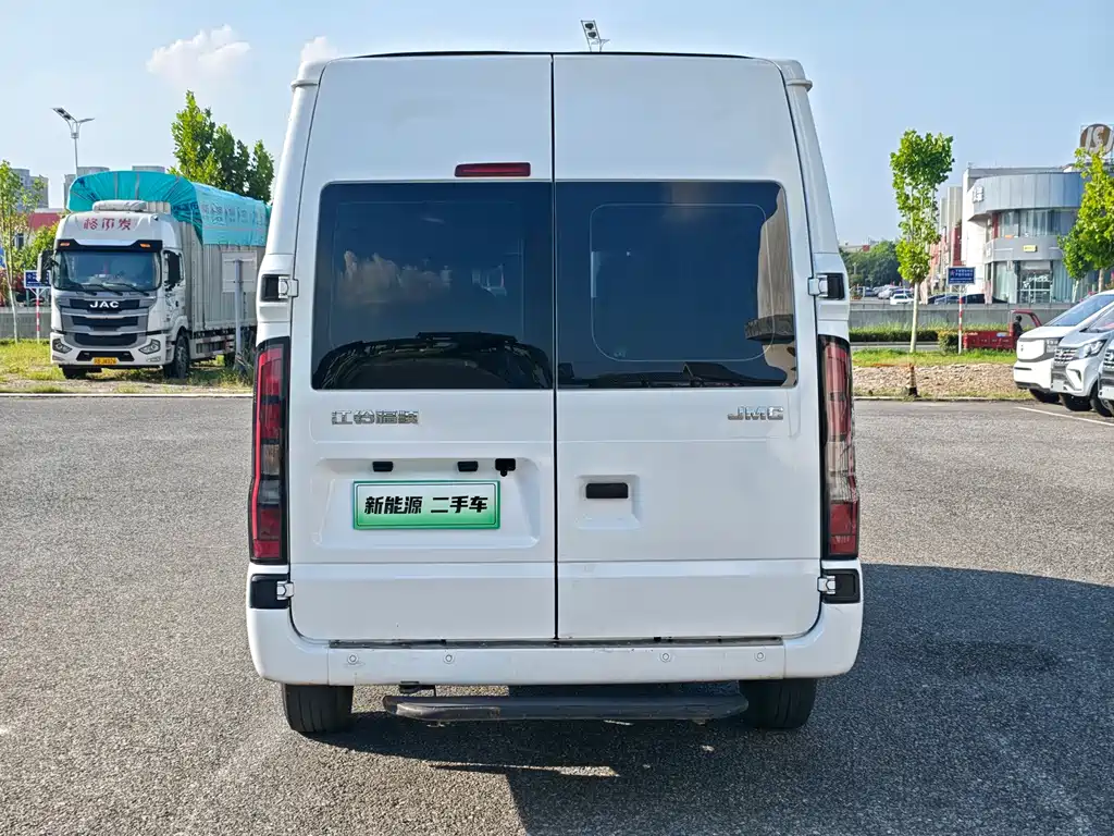 JMC JMC Fushun — миниатюра 5