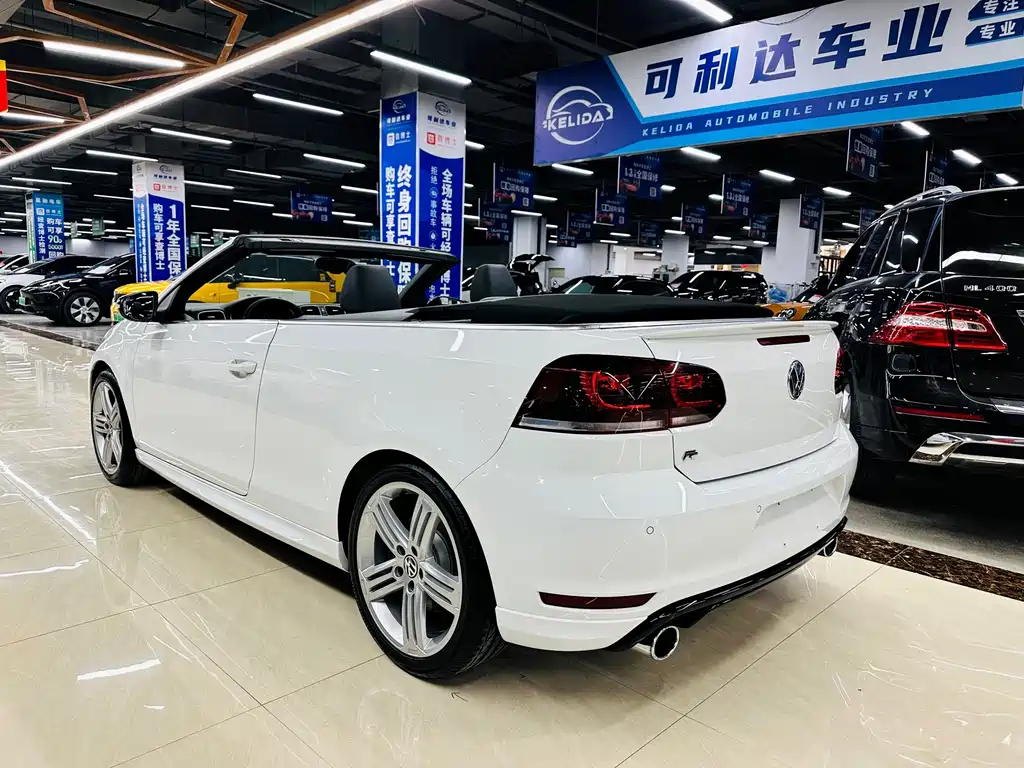 Volkswagen Golf 2014 2.0TSI R