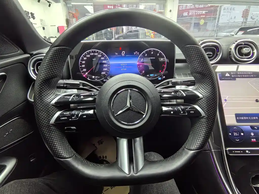 MERCEDES-BENZ C CLASS