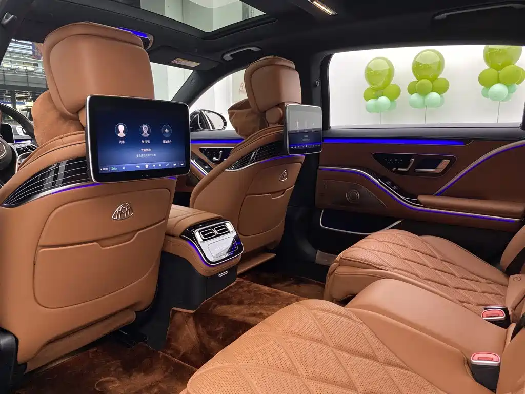 Mercedes-Benz S-Class — миниатюра 32