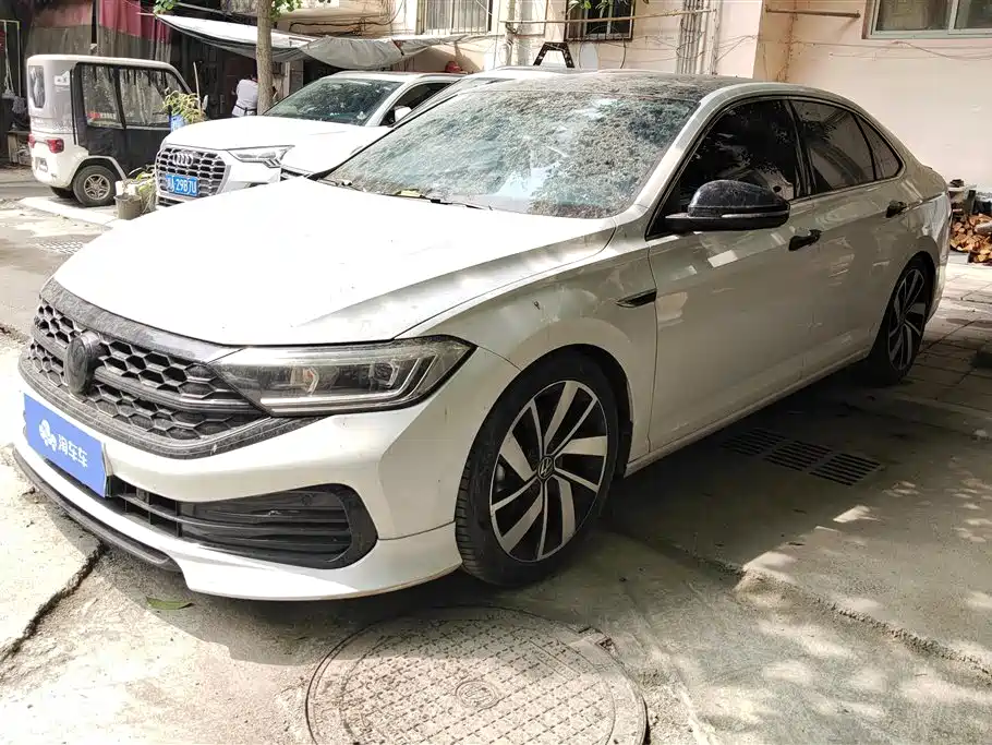 Volkswagen Sagitar 2024