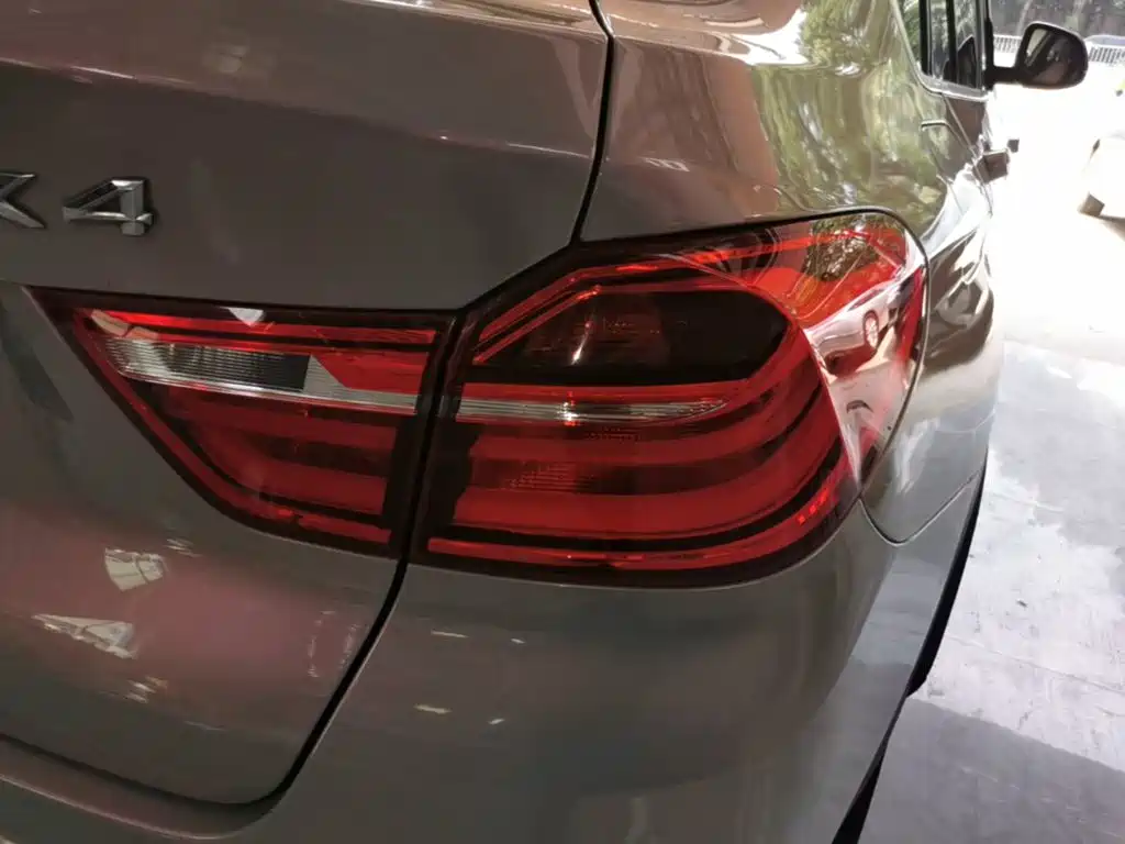 BMW X4 — миниатюра 8