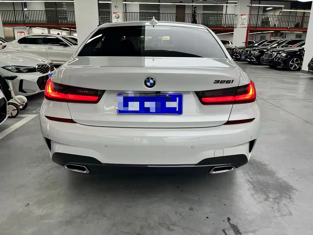 BMW 3 Series — миниатюра 13