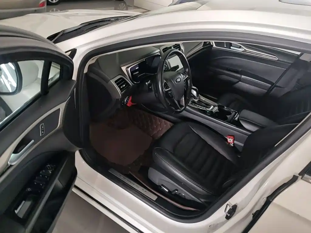 Ford Mondeo — миниатюра 16