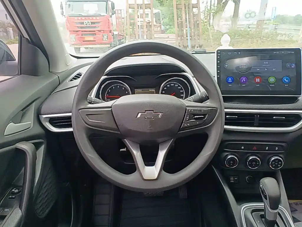 Chevrolet Trax — миниатюра 11
