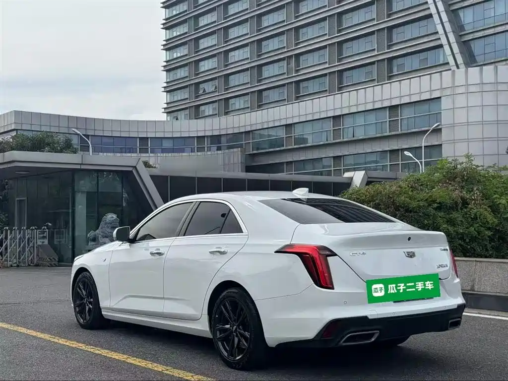 Cadillac CT4 2022 28T Luxury